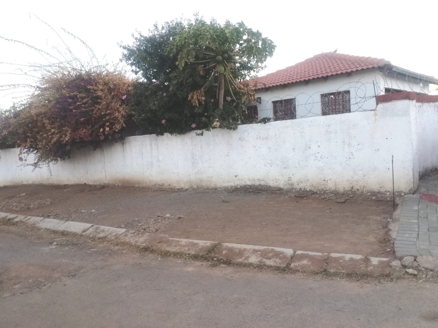2 Bedroom Property for Sale in Mogwase North West